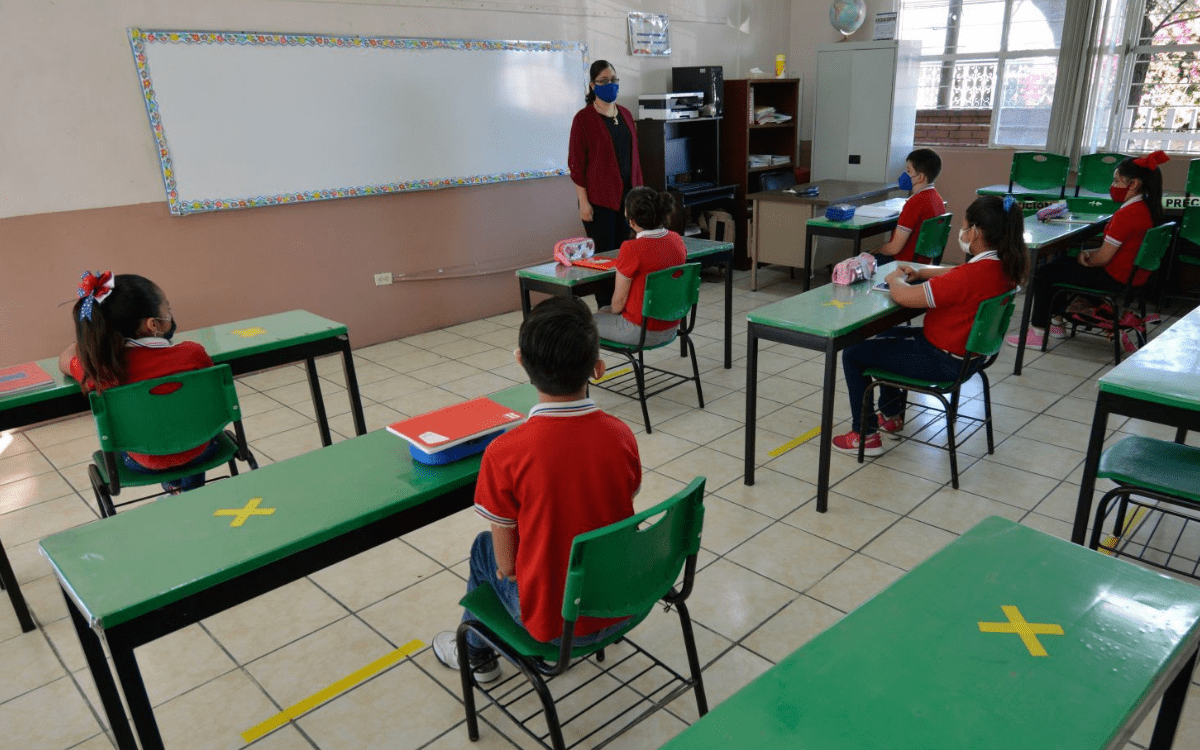 ¿Habrá cambios en el calendario escolar tras el regreso a clases presenciales?