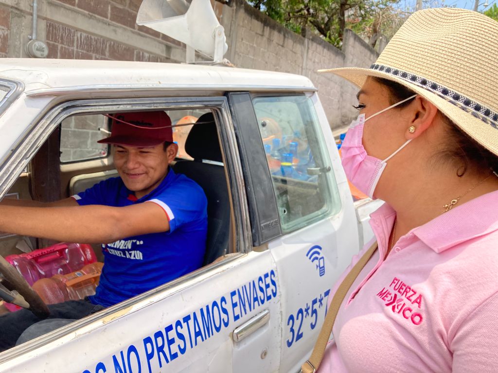 Promete Ximena Soriano bajar recdursos para familias de Cuautla
