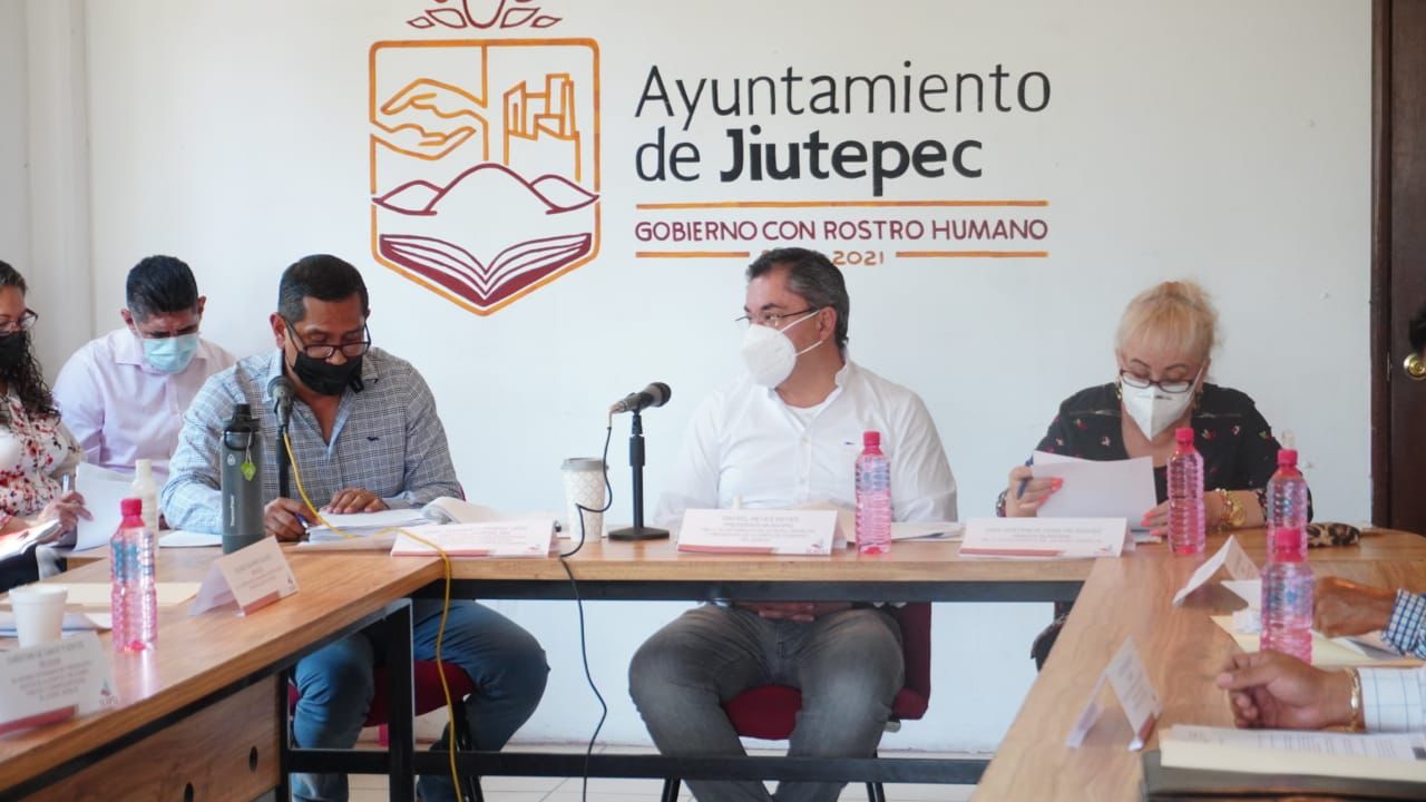 Garantizan distribución de agua potable en Jiutepec
