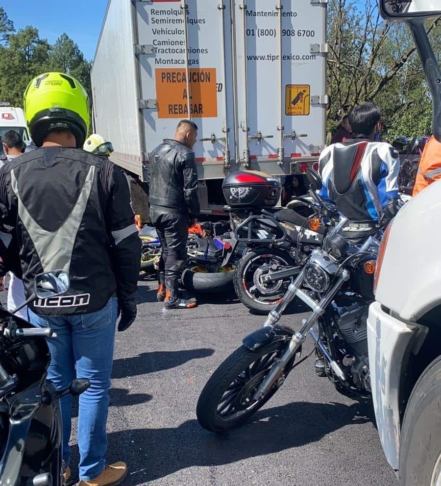 “Veníamos echando carreritas” dice testigo de accidente de motociclistas en la México-Cuernavaca