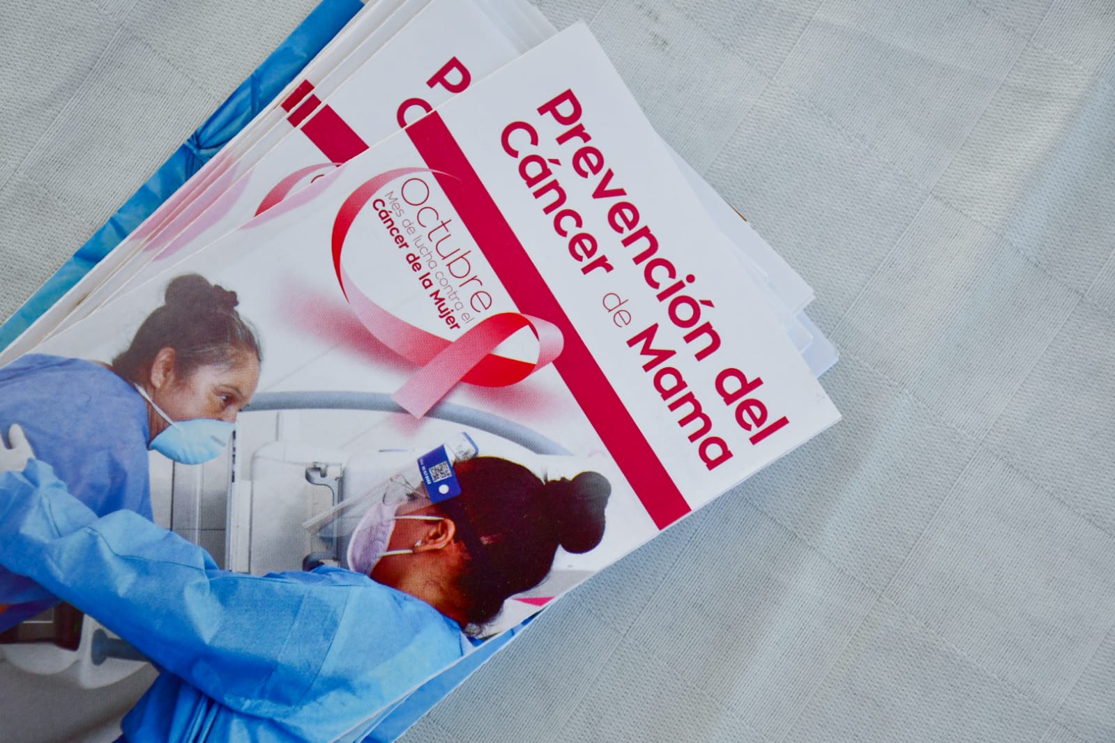 Dan pláticas a mujeres de Ayala para prevenir cáncer de mama