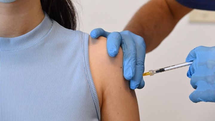 México abre hoy registro de vacunación para adolescentes de 15 a 17 años