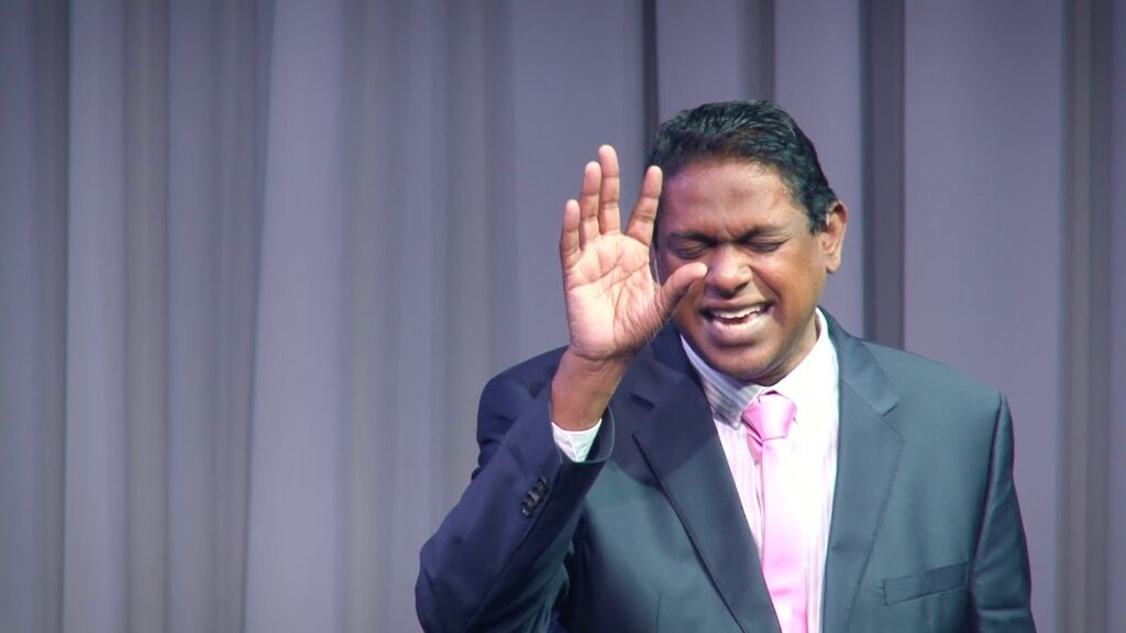 Esperan un milagro de resurrección para pastor que murió hace 3 meses
