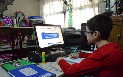 Diez estados posponen regreso a clases presenciales por COVID-19