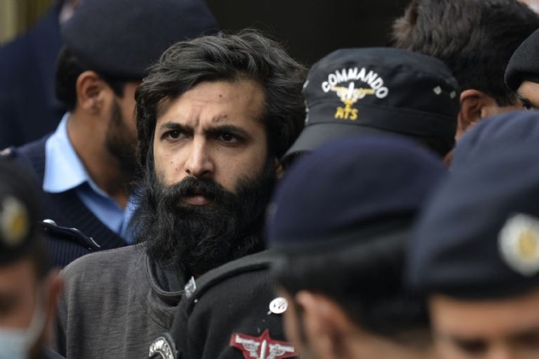 Hombre asesina a su novia por no aceptar su propuesta de matrimonio en Pakistán