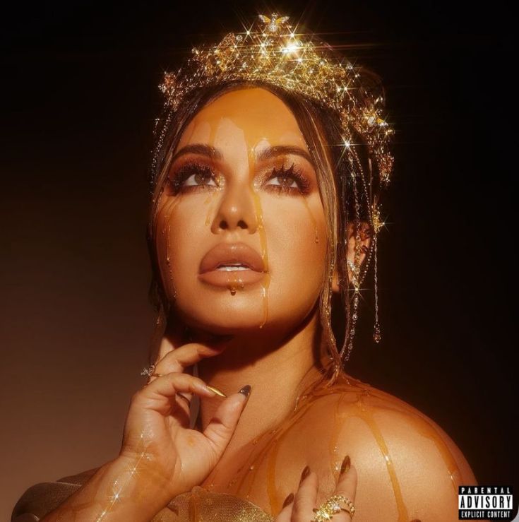 Chiquis Rivera estrena disco “Abeja Reina”