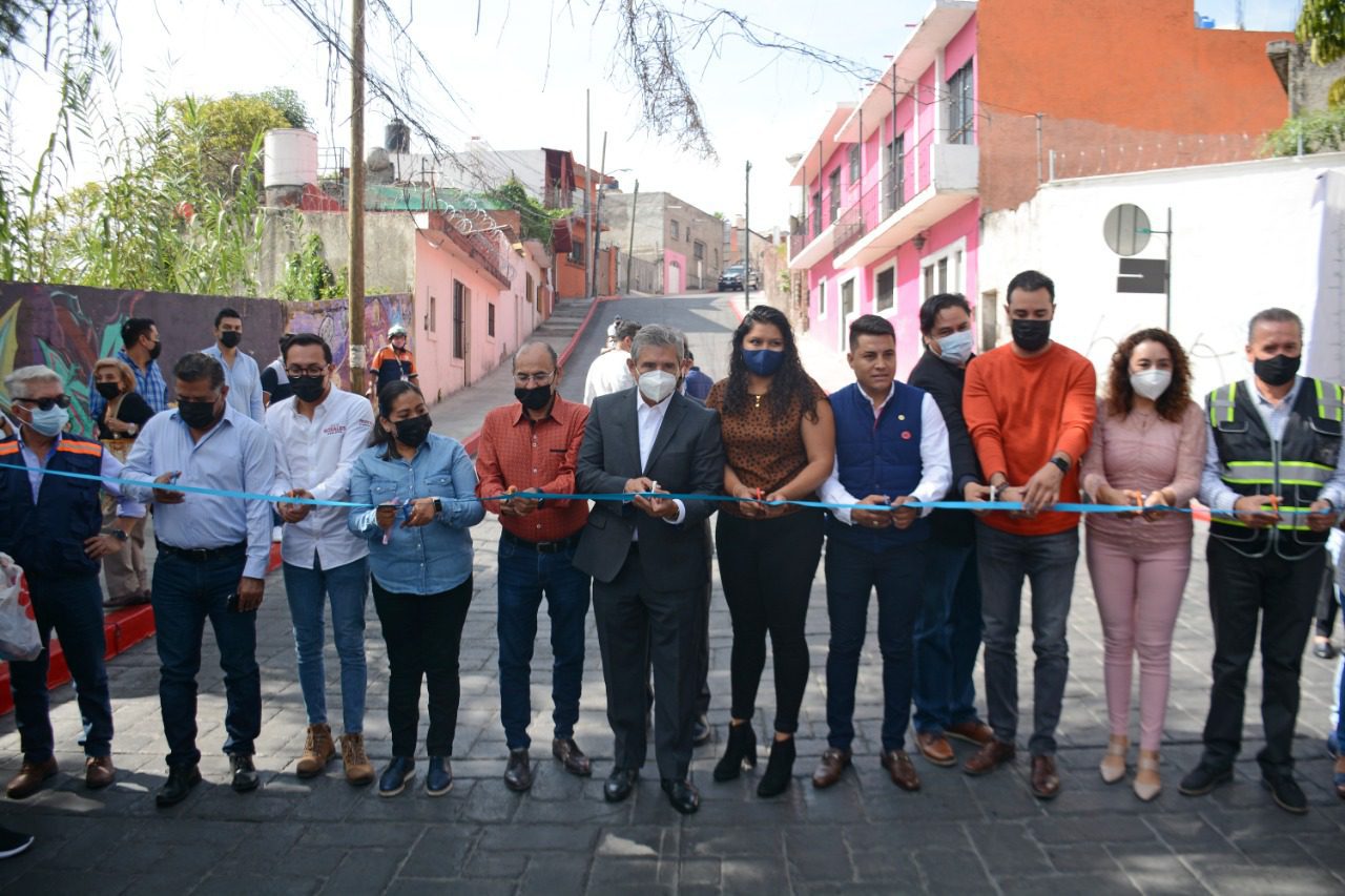 Entregan rehabilitación de la calle Humboldt de Cuernavaca