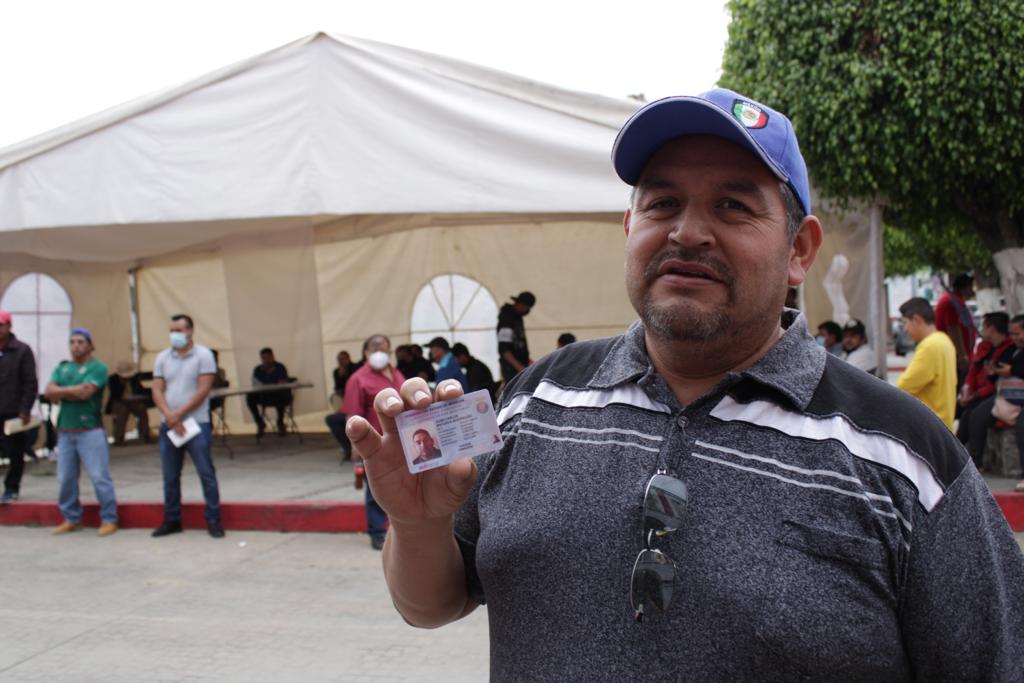 Entregan casi mil licencias en módulos itinerantes de la SMyT