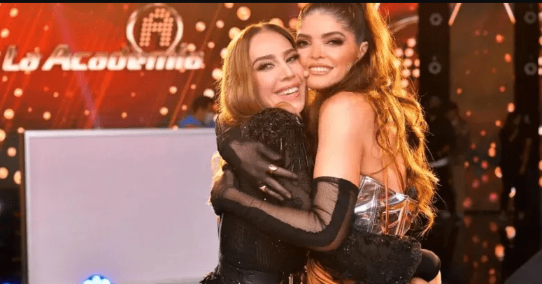¡Cásate conmigo! Mónica Naranjo le pide matrimonio a Ana Bárbara