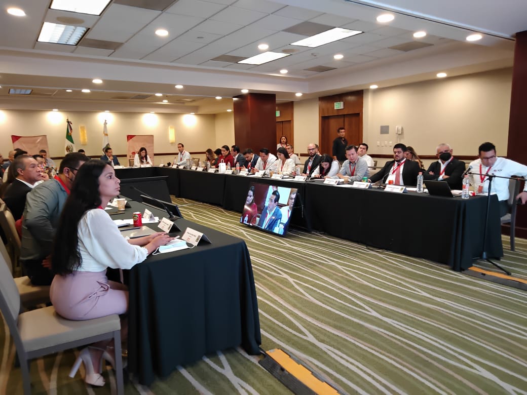 Participa la SMyT en el primer Foro Nacional de Control Vehicular