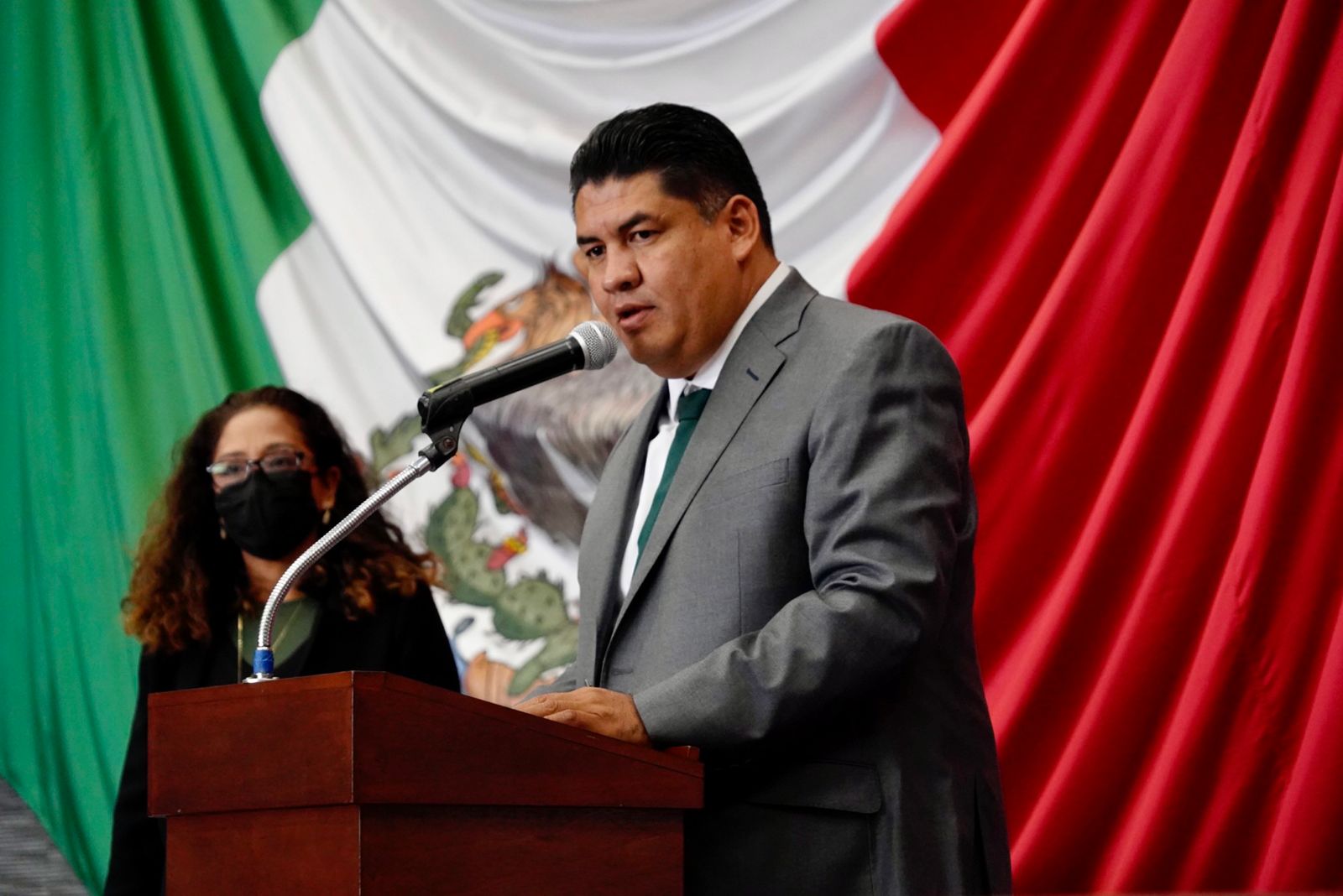 Paco Sánchez se mantiene en la presidencia del Congreso