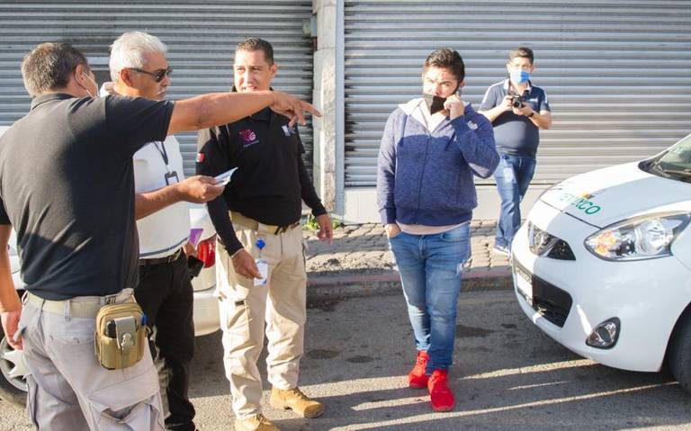 SMyT interceptan 6 taxis “Colectivos” en glorieta La Luna