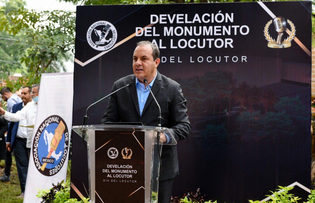 Conmemora Cuauhtémoc Blanco el Día del Locutor
