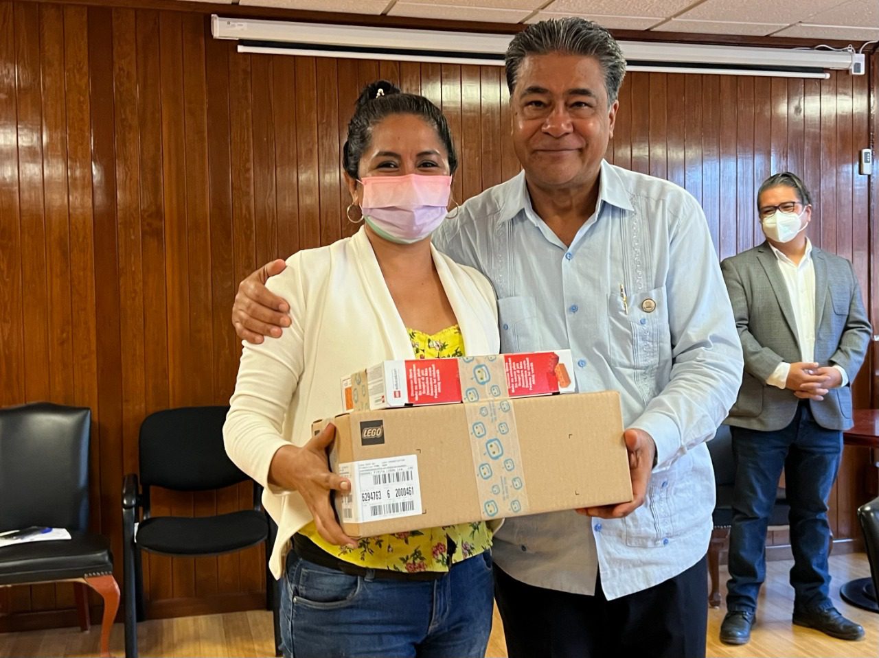 Escuelas de Morelos tendrán LEGOS para clases de robótica