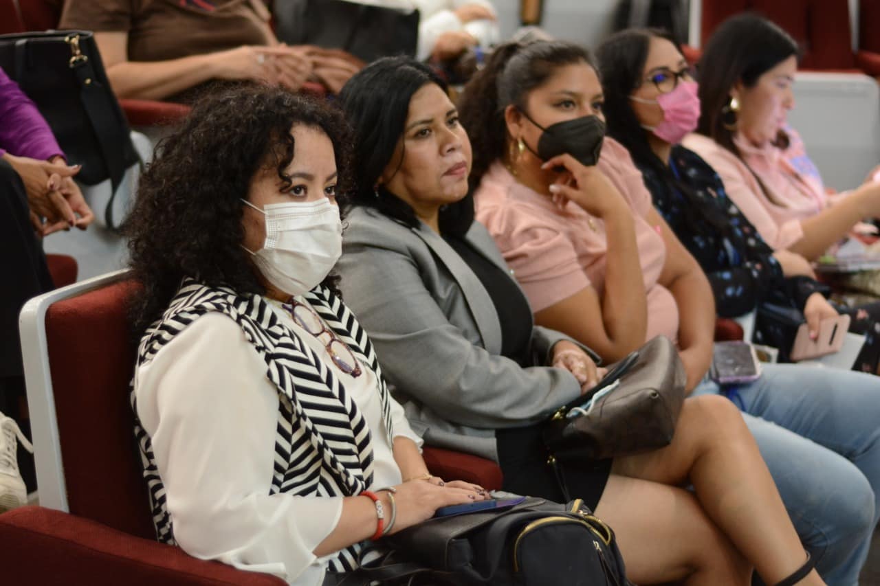 En México cada hora tres mujeres son diagnosticadas con cáncer de mama