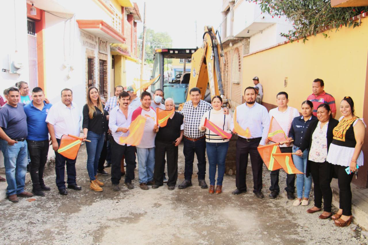 Inicia arranque de dos obras de pavimentación en Yecapixtla