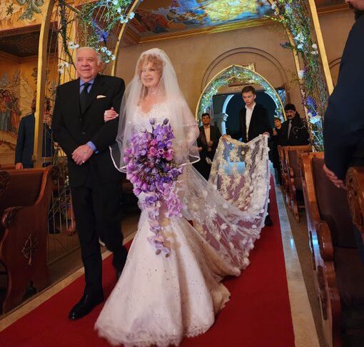 Joana Benedek contrae matrimonio a los 50 años y así lo celebra