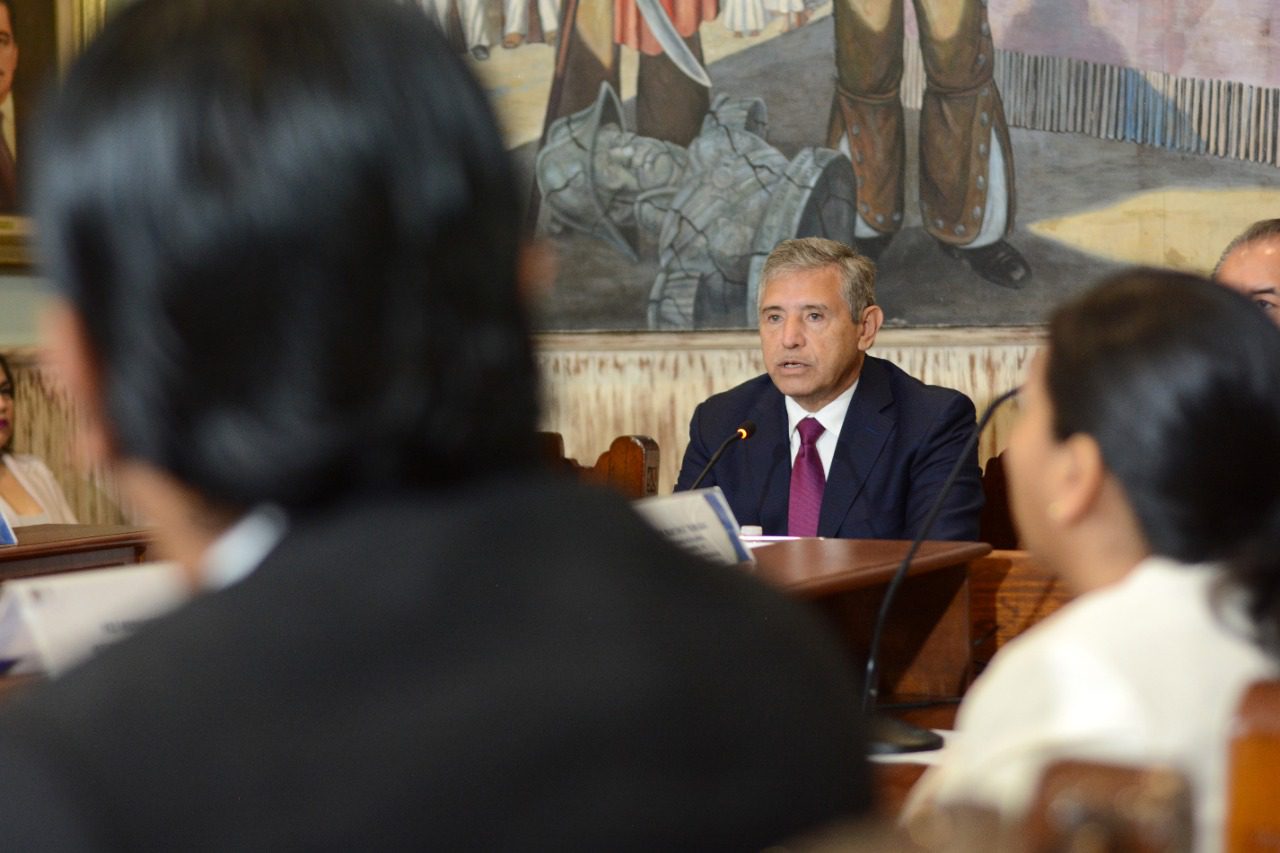 Cambiarán nombre de calle en honor a médico mexicano