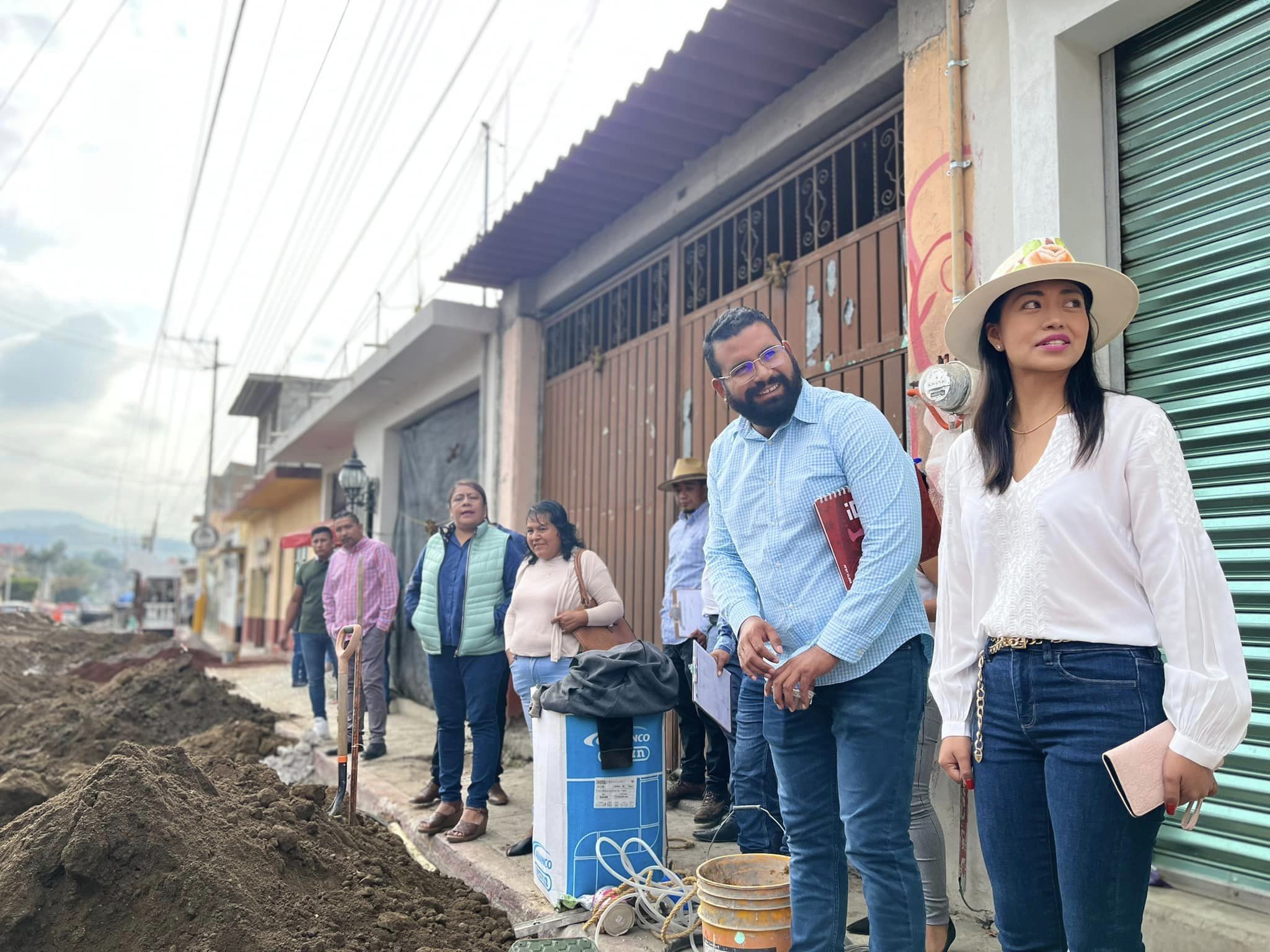 Supervisa alcaldesa de Atlatlahucan obras en el municipio