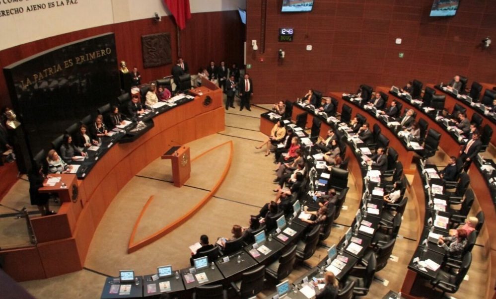Senadores recibirán 246 mil pesos por aguinaldo y sueldo