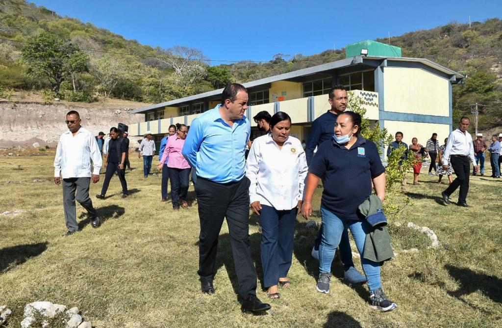 Se compromete Cuauhtémoc Blanco a rehabilitar el COBAEM de Tlaquiltenango