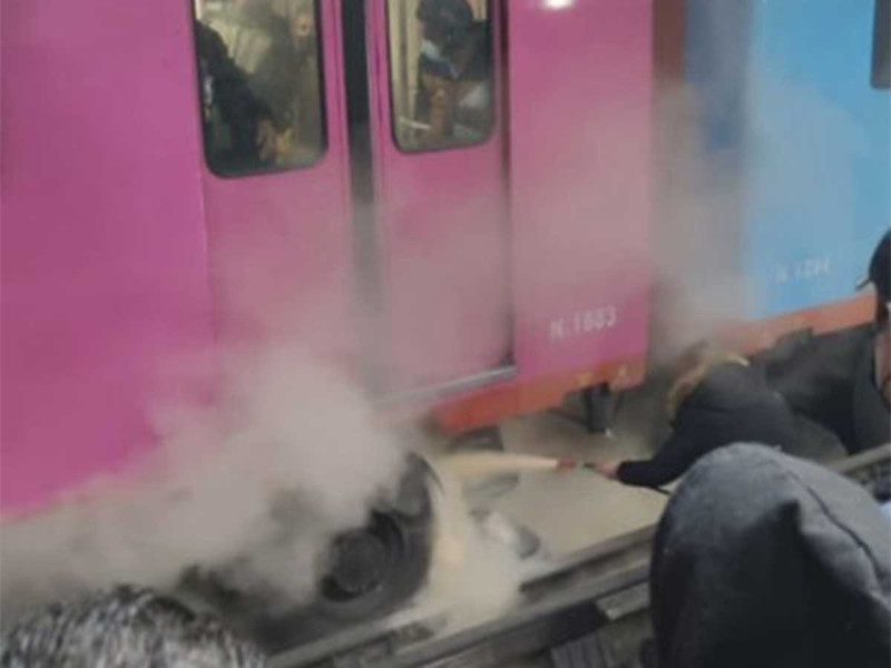 Reportan humo en estación Centro Médico de CDMX