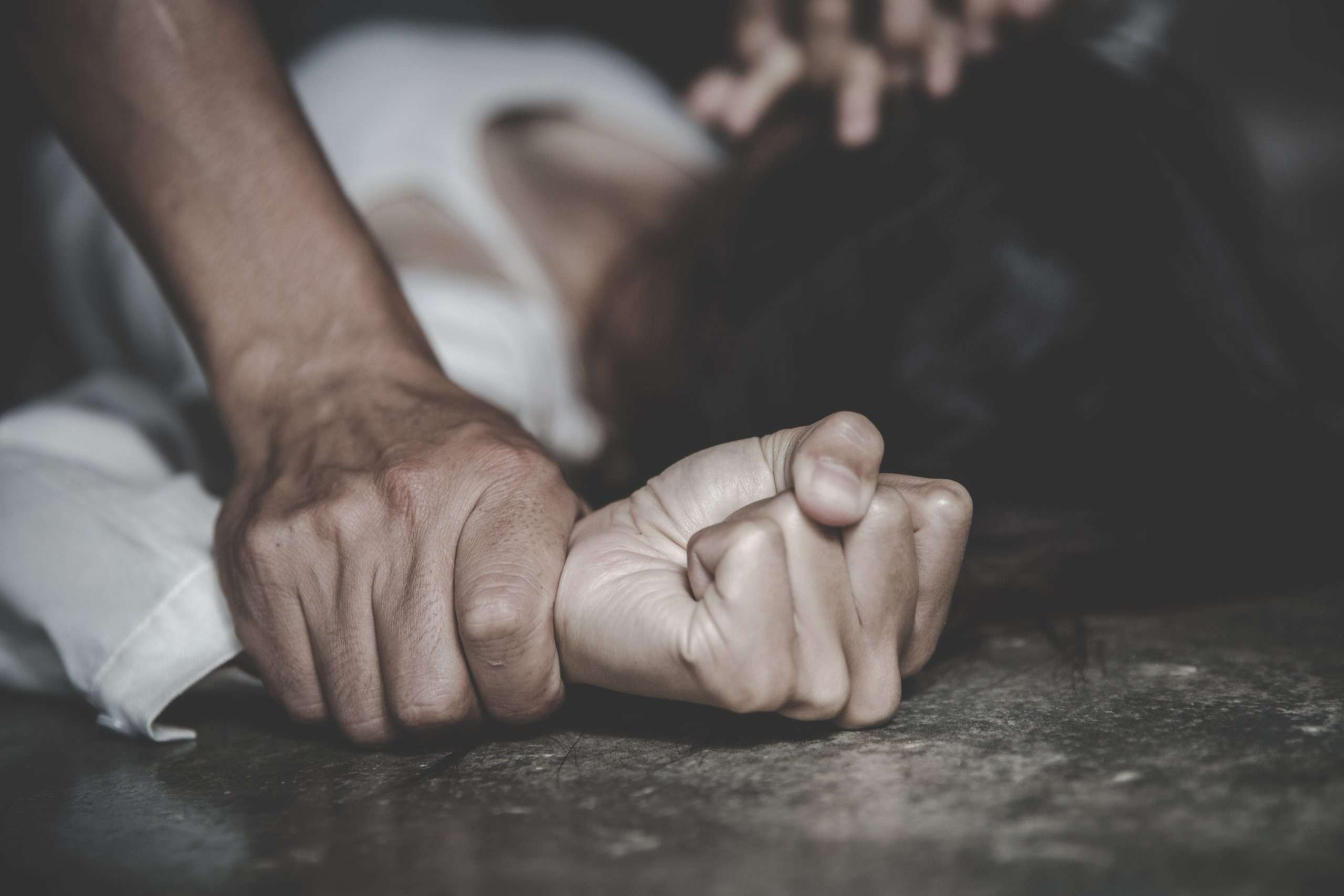 Mujer denunció al abusador sex*al de su sobrina y fue detenida