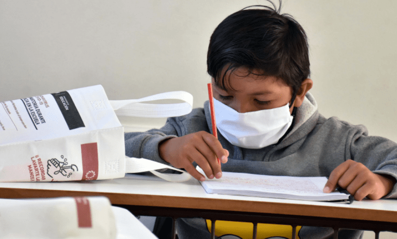 Recomiendan el uso de cubrebocas en planteles educativos de Cuernavaca