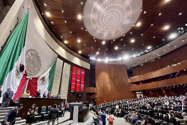 Proponen aumentar multa a quien insulte al presidente de México