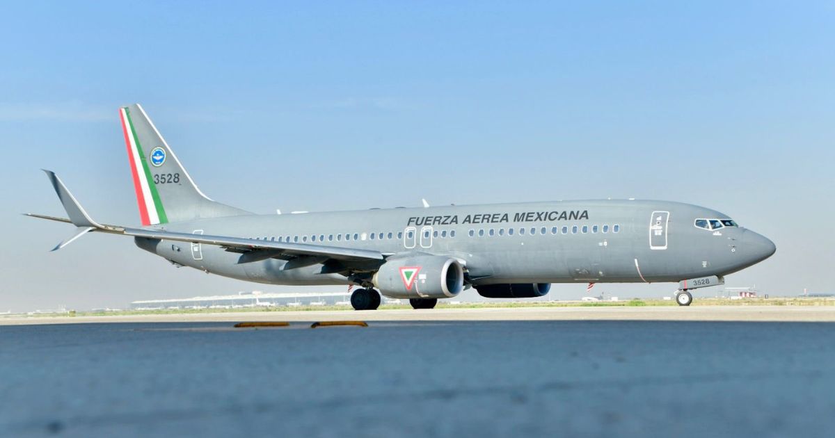 avión de la FAM