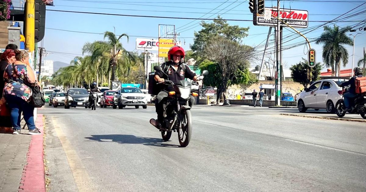 Otorgaran beneficios fiscales a motocicletas y vehículos de carga