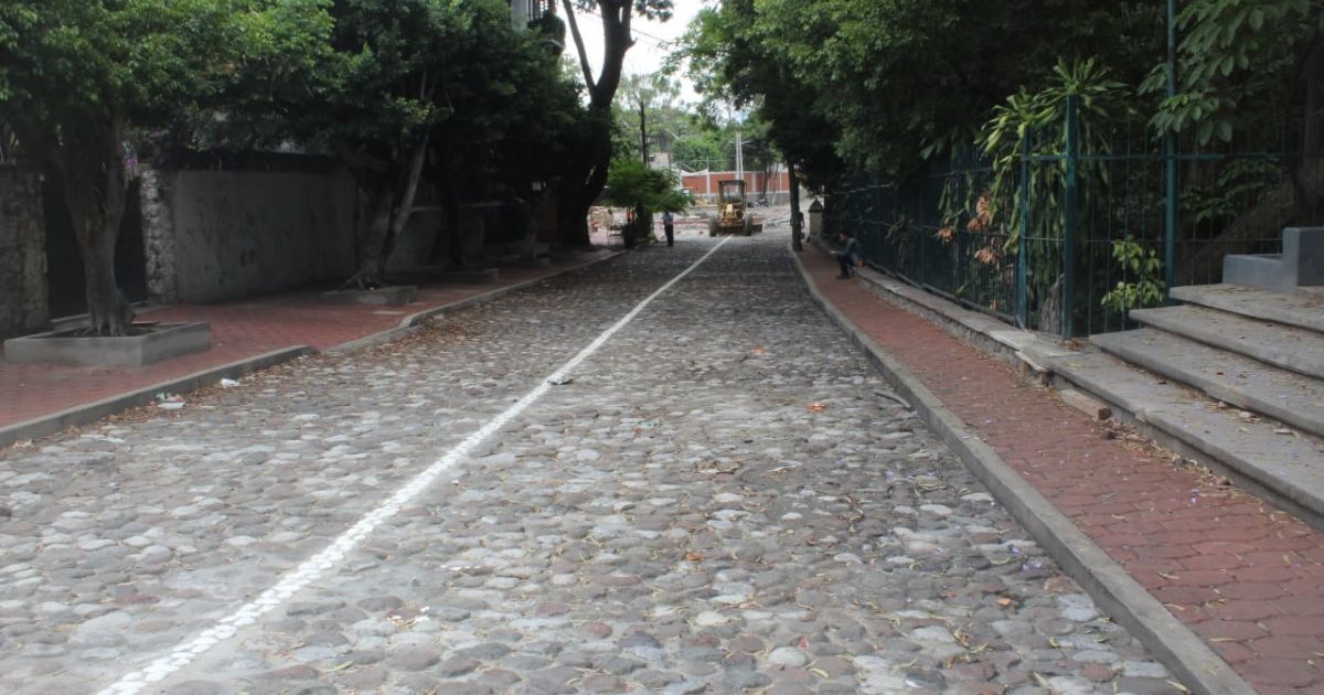 calle empedrada Cuernavaca