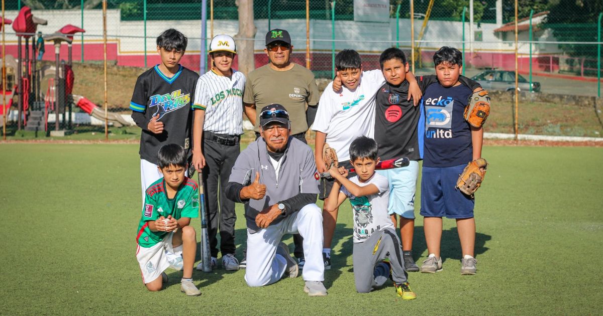 Jóvenes podrán aprender a jugar béisbol en Morelos