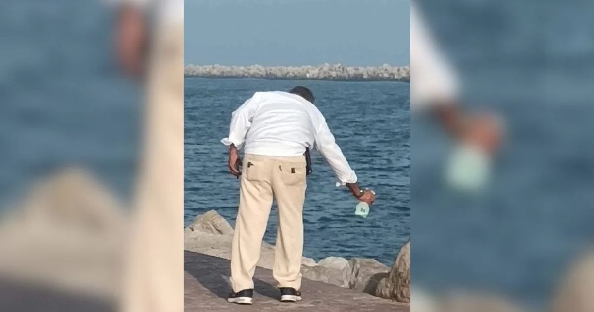 Hombre rocía cloro a mapaches en Playa Miramar