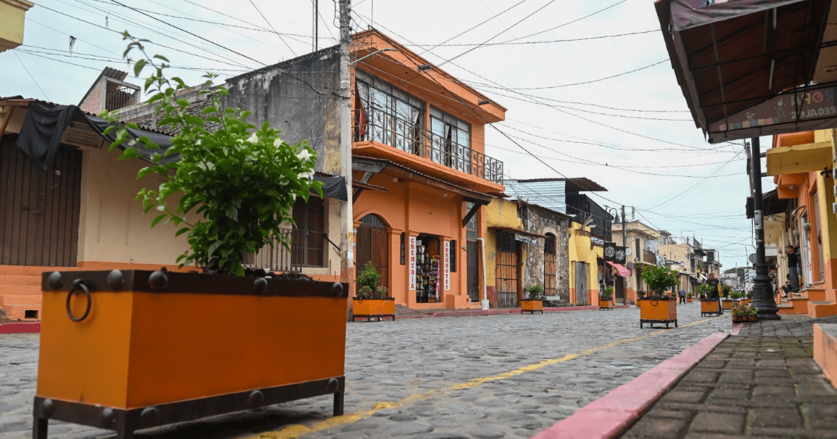 Tlayacapan se renueva con “Rutas Mágicas de Color”