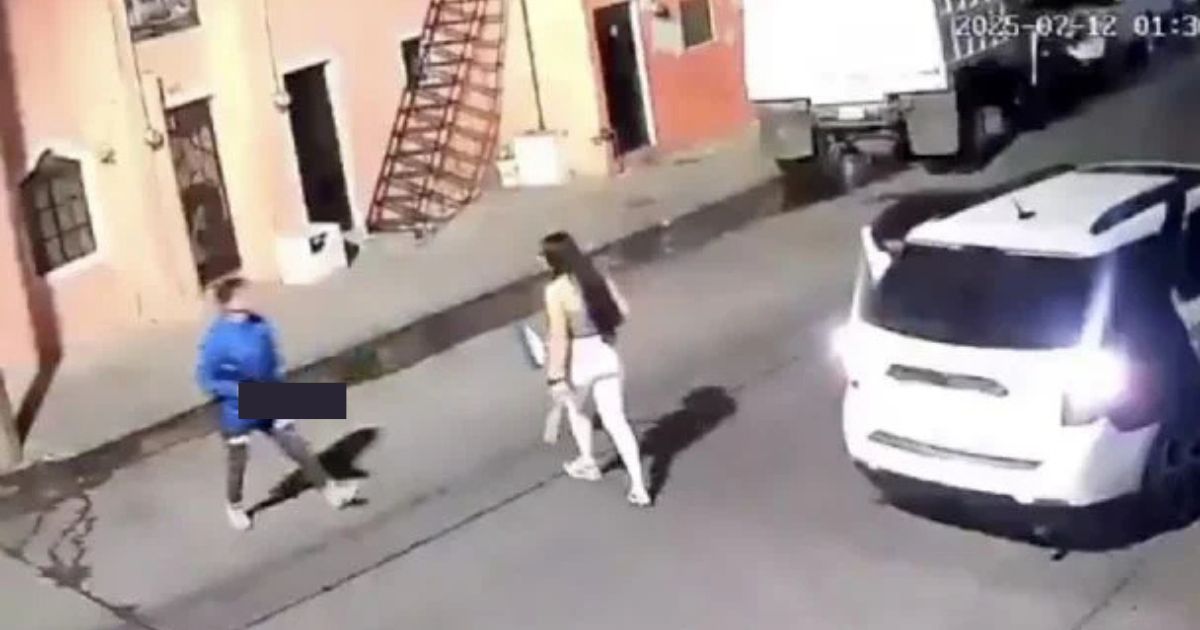 Cámara de vigilancia capta feminicidio en Jalisco