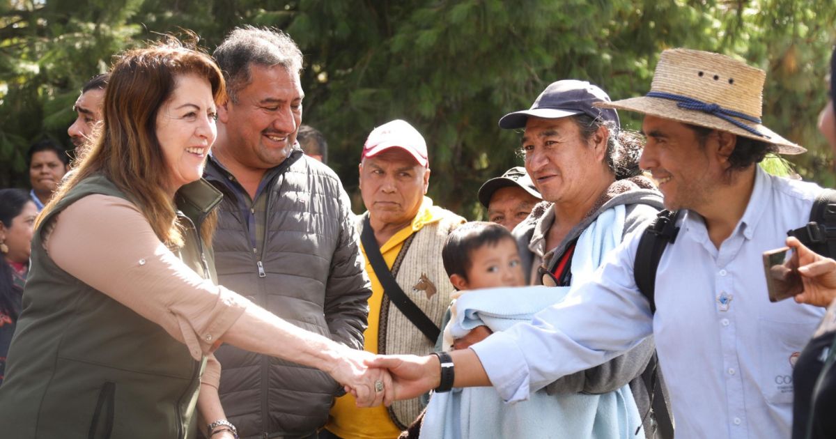 Impulsa Margarita González Saravia reforestación y captación de agua en comunidades de Morelos