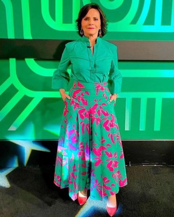 pati chapoy vestidos carolina herrera