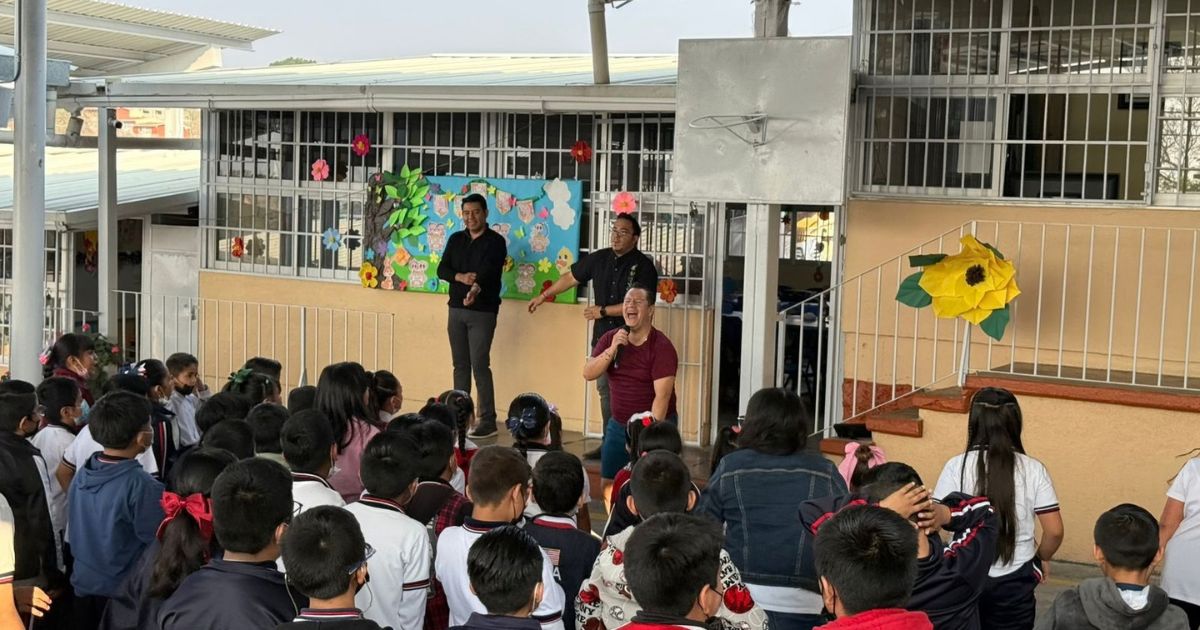 Fomentan lectura, valores y ejercicio en primaria de Cuernavaca