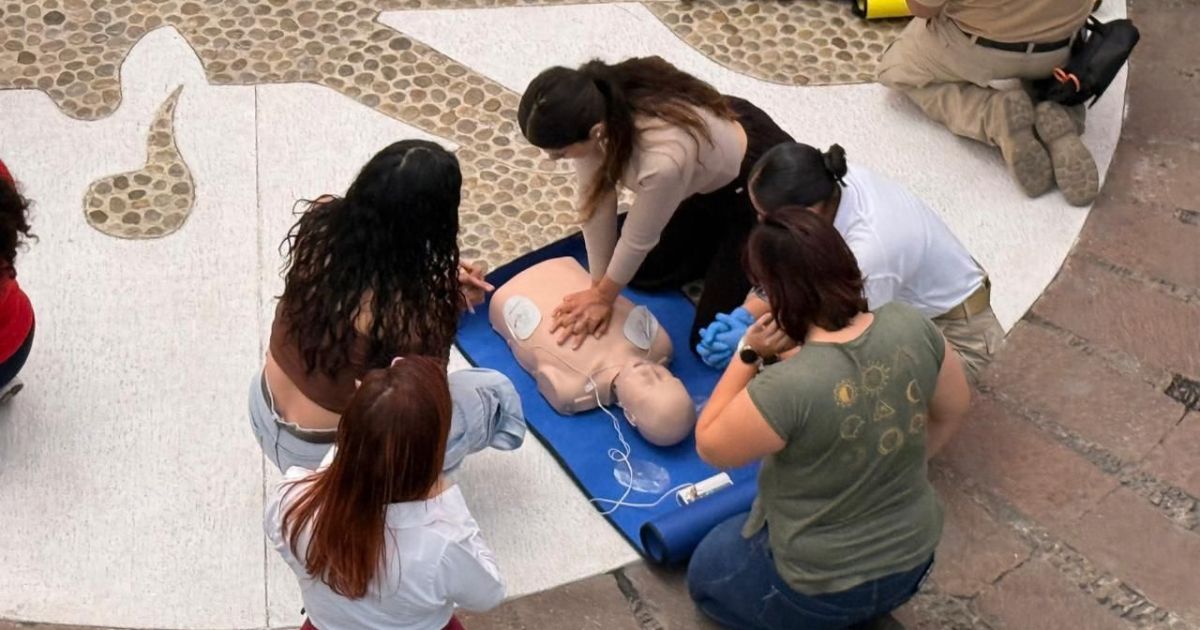 Impulsan capacitación en la prevención de emergencias cardiácas