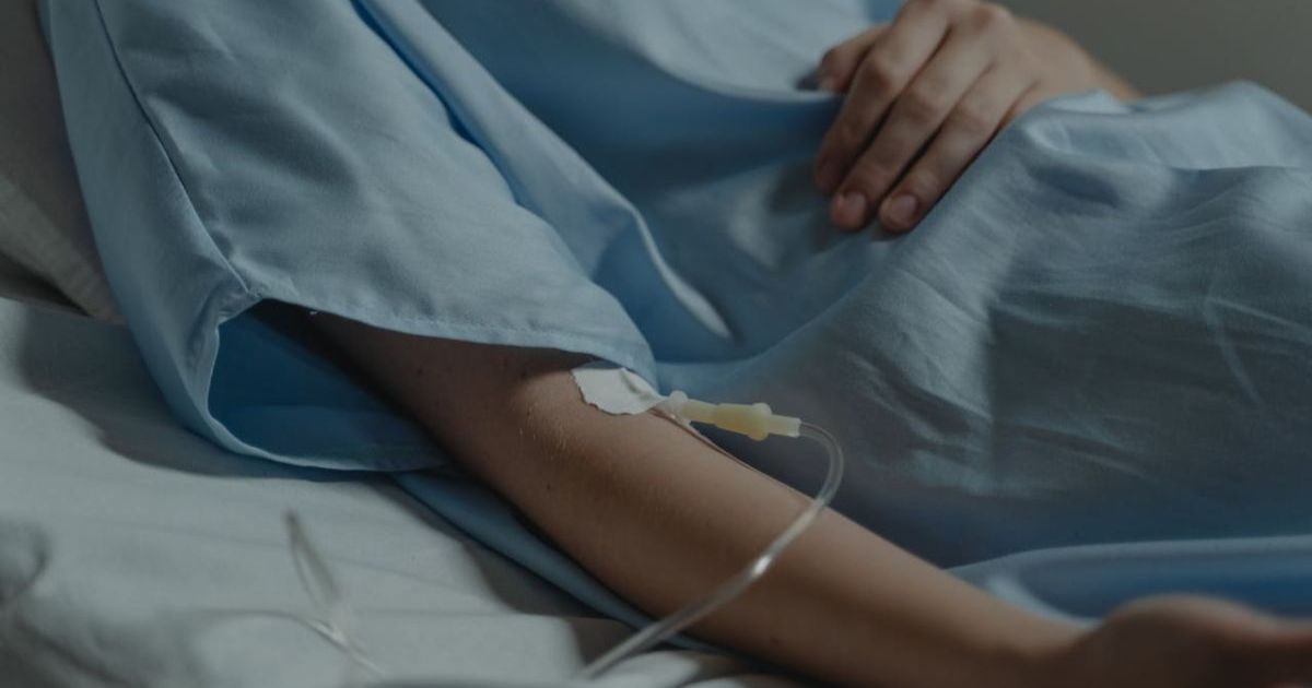 Cuatro personas fallecen tras recibir suero vitaminado en Sonora