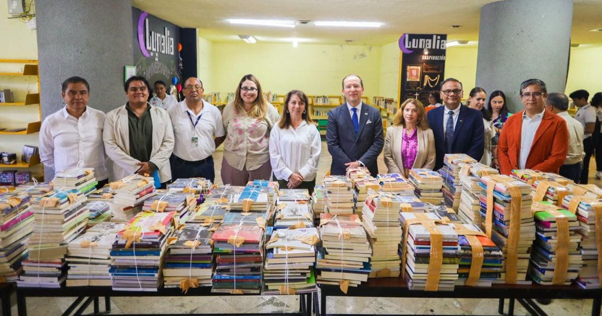 Llegan 17 mil libros nuevos a las bibliotecas de Morelos tras donación