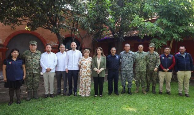 La gobernadora Margarita González Saravia encabeza la Mesa de Seguridad junto a mandos militares y alcaldes de la región oriente en Cuautla, Morelos