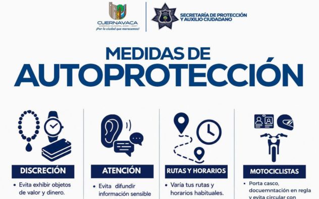 Policía municipal resguarda la entrada de una sucursal bancaria en una plaza comercial de Cuernavaca, Morelos