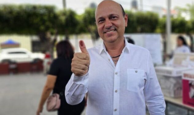 Rodrigo Arredondo en un evento oficial durante su gestión en Cuautla, Morelos