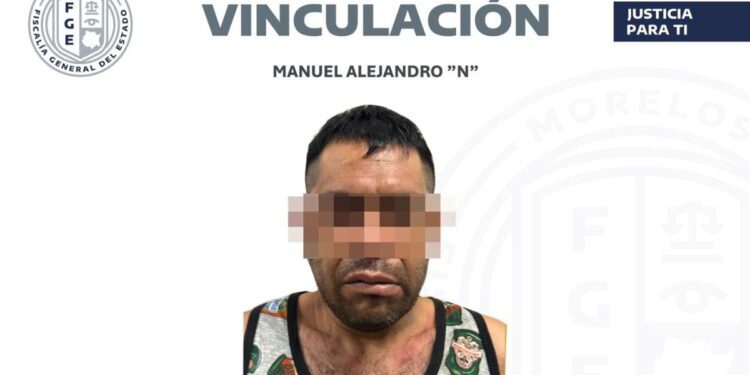 Vinculan a proceso a hombre que privaba de la libertad y obligaba a vender estupefacientes