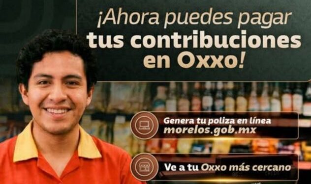 Persona realizando el pago de un trámite gubernamental en una sucursal Oxxo en Cuernavaca, Morelos