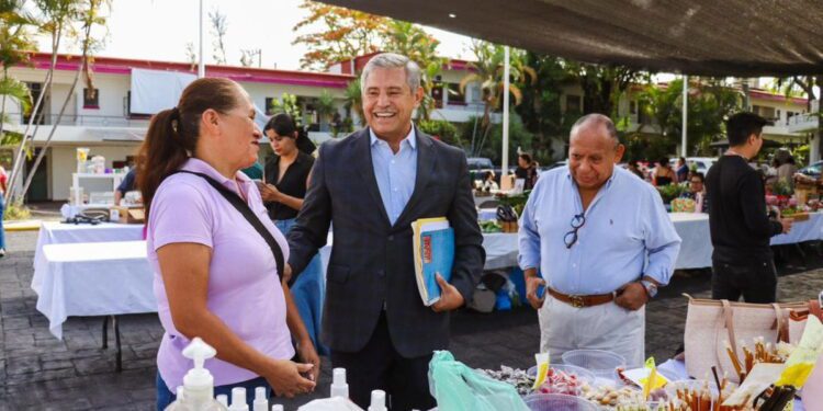 30 emprendedores exponen sus productos en Cuernavaca