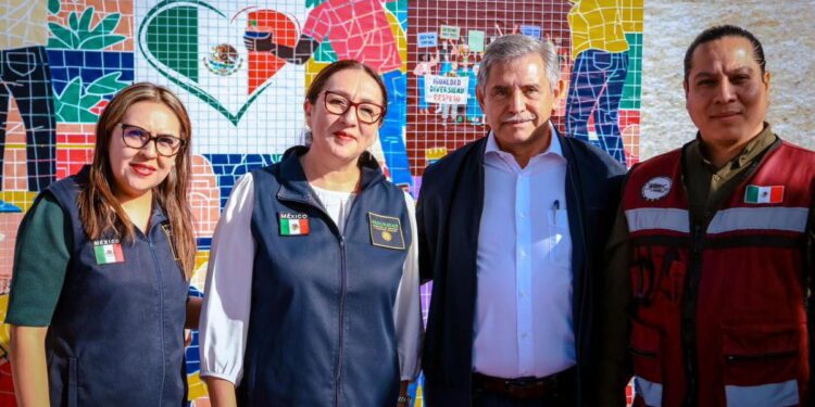 Alcalde José Luis Urióstegui respalda mural colectivo de jóvenes