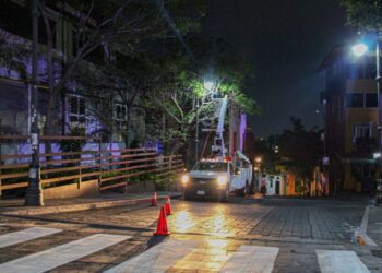 Avanza el programa "Iluminando Cuernavaca" en el Centro Histórico